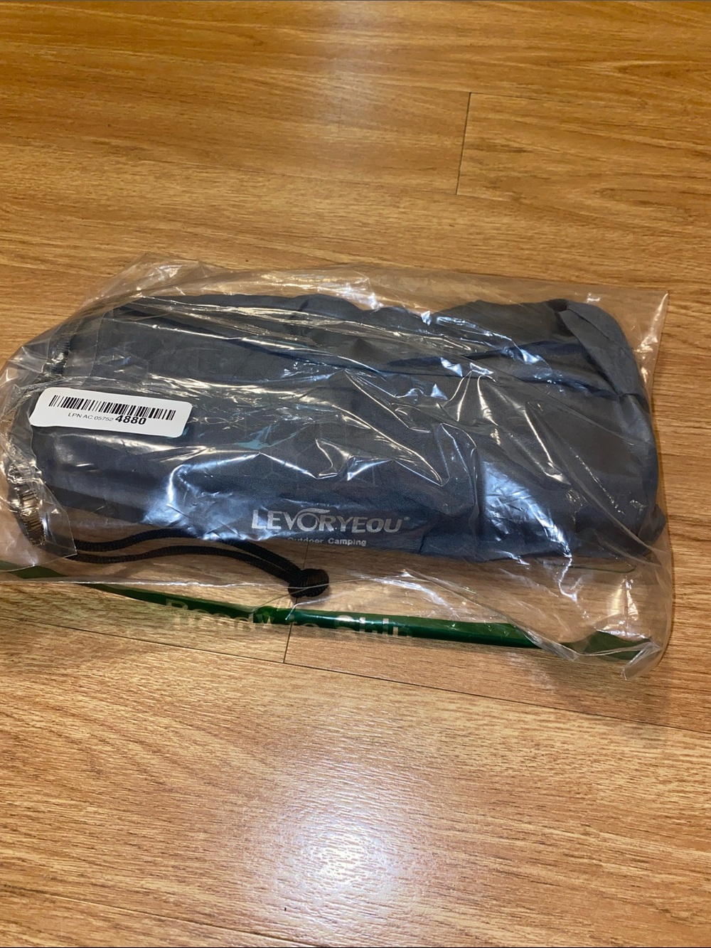 Gray Inflatable Stadium /Airplane Seat in Portable Bag with Carry Strap, NWT